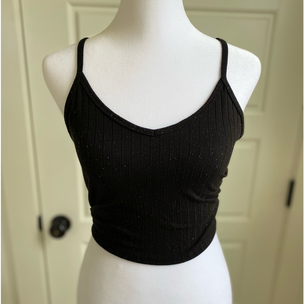 Tilly’s Black V-Neck Tank Top